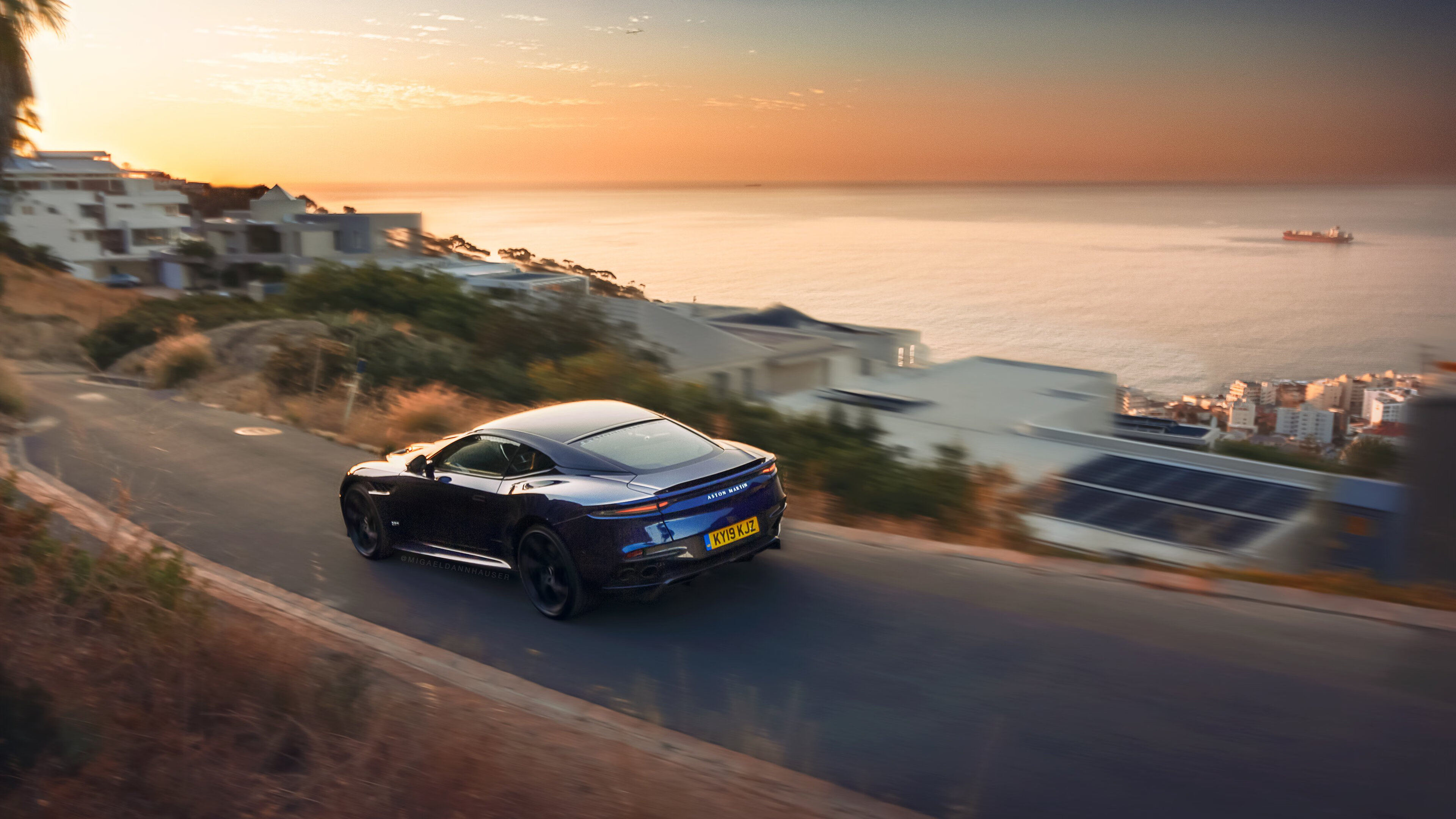 下载乐鱼体育APP-北控新秀Grant Riller替补爆发球队火力全开，北京北控阵容