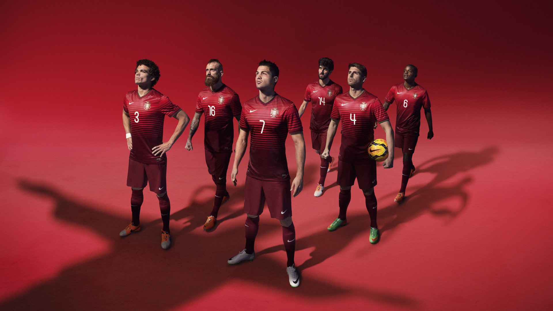 亚历克斯·格林伍德凭借全面的防守技巧,为袋鼠队建立坚实后防