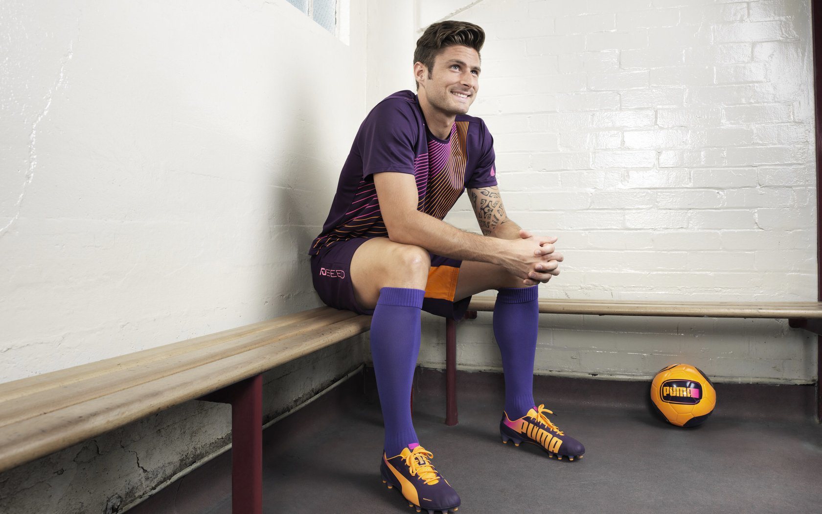 城市马拉松引入“碳足迹实时计量” 终点显示本次赛事总排放与节约数据